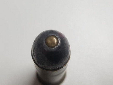 Hola compañeros. Busco vuestra sabiduría, a ver si soy capaz de saber algo sobre este cartucho. Mi búsqueda 20