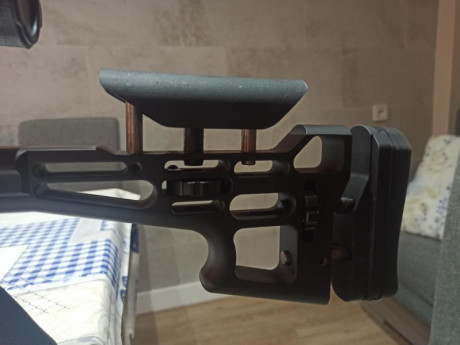 buenos dias ,vendo rifle THOMPSON CENTER LLR CAL 308, ESTRIAS 5R tiene 3 años pero solo tiene 5 disparos 01
