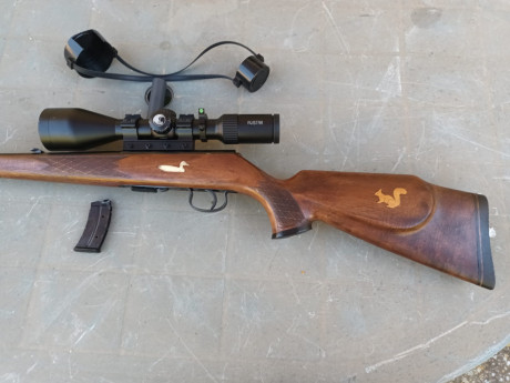 Se vende preciosa carabina Anschutz 22 LR superprecisa con visor de 3 a 12 aumentos, maderas muy cuidadas 11