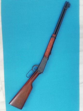 Se cambia palanquero modelo 94 de calibre 30-30, fabricado en 1980 por Winchester en New Haven, Connecticut, 00
