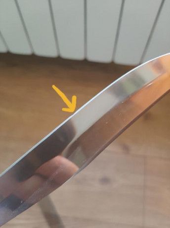 Buenas a todos, pongo a la venta esta navaja clásica Española de muelles fabricada en Santa Cruz de Mudela.
Es 02