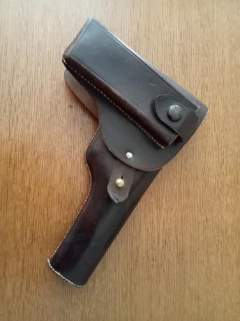 Muy buenas
Vendo ésta clásica funda en buen cuero. Adecuada para pistolas estilo 1911 ( Star A,..B,...Llama...etc, 01