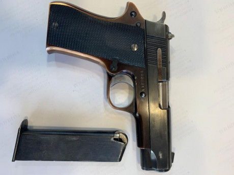 Vendo Pistola STAR Modelo BKM, calibre 9 mm parabellum.
Funciona perfectamente y el estado de conservación 01