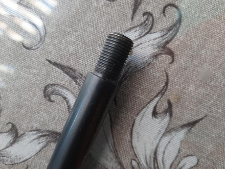 Pues como bien indica el título ,vendo cañón macizo weirauch en calibre 4,5 con rosca para moderador 1/2 02