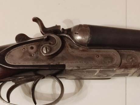 Paralela de perrillos calibre 12, marca Eduardo Schilling modelo San Eustaquio Barcelona. Antigüedad del 02