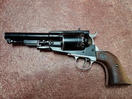 ---VENDIDO----

Ruger old army cañón corto 

Rebajado a 125 eu!


Incluye turquesa específica para el 01