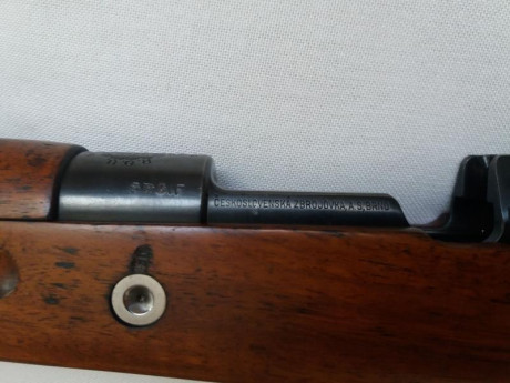  Mosquetón  BRNO calibre 7x57 Maúser 
Fabricado por BRNO bajo contrato, para la República Oriental de 00