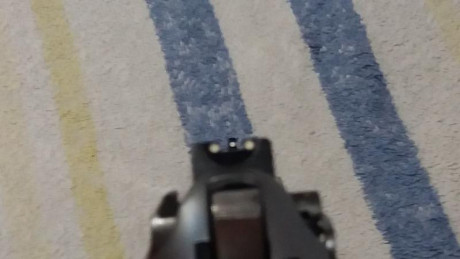 Beretta M92 gen II, color silver, completamente metalica, dispara en modo semi o full auto, con seguro 10
