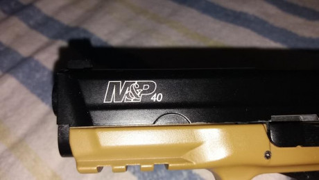 Beretta M92 gen II, color silver, completamente metalica, dispara en modo semi o full auto, con seguro 42