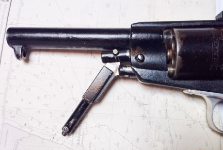 ---VENDIDO----

Ruger old army cañón corto 

Rebajado a 125 eu!


Incluye turquesa específica para el 80