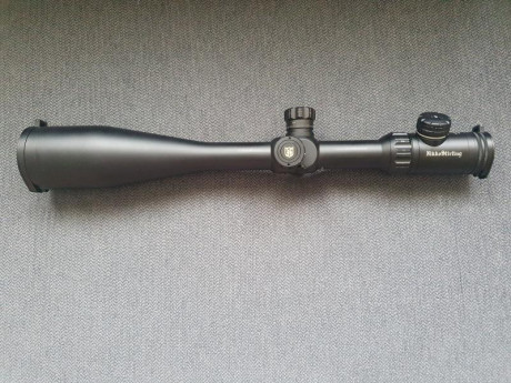 VENDIDO.

Vendo visor Nikko Stirling Hornet Ed 10-50x60i. Reticula HMD-T( Half Mil Dot ) iluminada  segundo 01