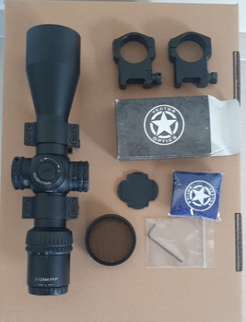 Hola,

Visor Vector Optics Veyron 3-12x44 FFP, en impecable estado, reticulo MPR-4, extremadamente compacto,
incluye 10