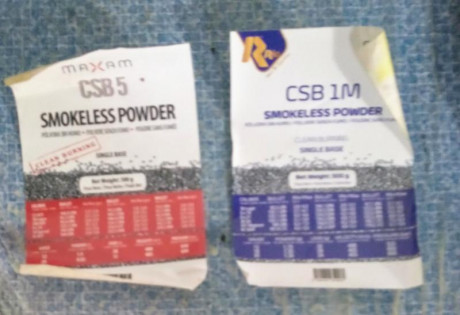 Buenas. Siendo estos cartuchos del grupo maxam esta claro que la polvora es de las suyas. La pregunta 70