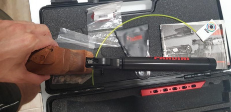 Muy buenas, vendo pistola aire comprimido Pardini K12, en su caja original, con todos los accesorios, 00