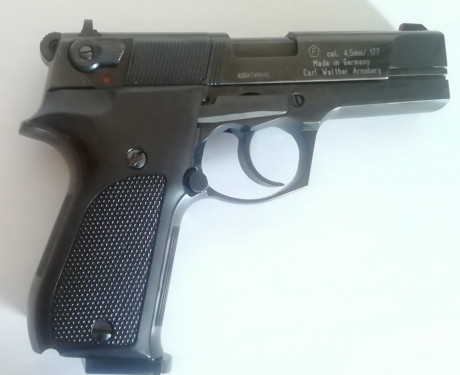 PISTOLA AIRE CO2. CALIBRE 4,5. UMAREX WALTER CP88. Semiautomática. FULL METAL (Cuerpo y Corredera Metálico 01