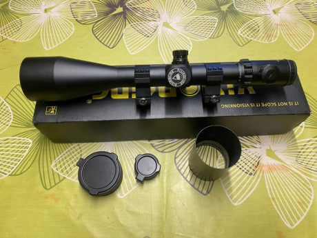 Vendo visor Visionkig 4-48x65
Reticula mildot.
Tubo de 35mm
Incluye el parasol que de serie no va incluido.
Tambien 01