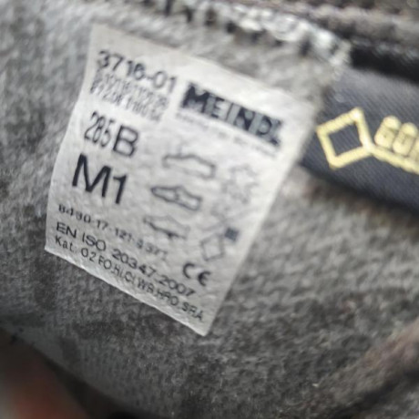 Vendo estas estupendas botas de la casa alemana MEINDL, el modelo Island MFS Profesional
Tienen un año 12