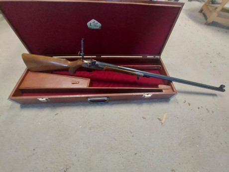 Cambio rifle avancarga Rigby creedmore de la marca AMR cal.45 en perfecto estado. El arma viene con diopter 02