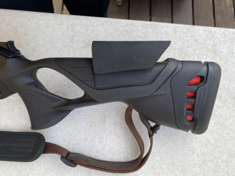 pido 6.000 euros

Se vende R8 a tope de extras con cañon jagdmatch excepcional en 7mm Remington Magnum. 01
