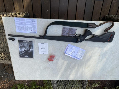 pido 6.000 euros

Se vende R8 a tope de extras con cañon jagdmatch excepcional en 7mm Remington Magnum. 00