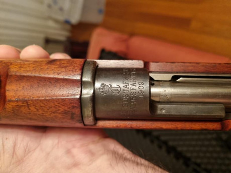 En venta estos dos rifles
Carl Gustafs de 1909 cl 6.5x55sw  650€
Mosin Nagan de 1939 cl 7.5x54   400€
Están 20