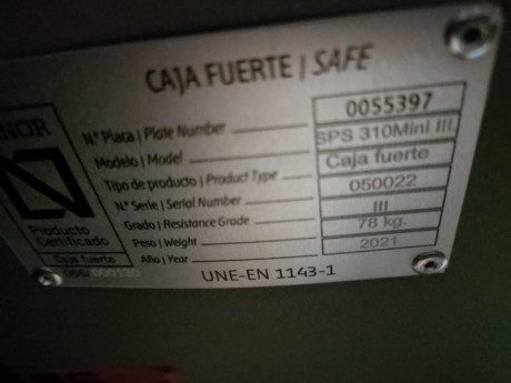 Vendo armero SPS grado III con la nueva normativa, no tiene ni un año, lo vendo por quitarme la aficion, 01