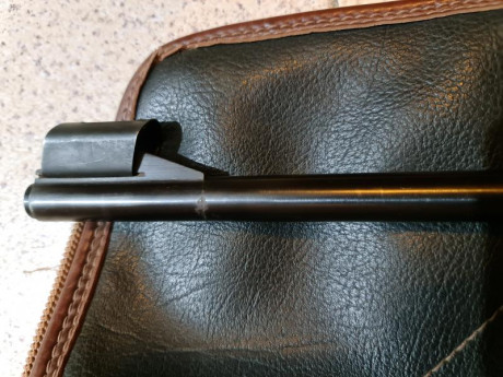 :papa: Vendo brno 2e  22lr  buen estado de maderas y pavon minimas marcas de uso casi nada..mas que conocida 10