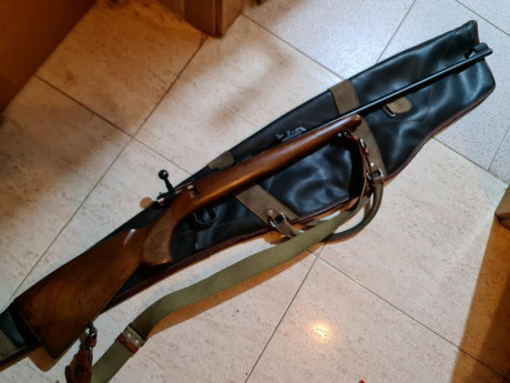 :papa: Vendo brno 2e  22lr  buen estado de maderas y pavon minimas marcas de uso casi nada..mas que conocida 21