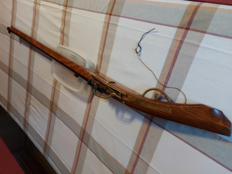 Muy buenas compañeros pongo a la venta una joya que llevo guardada mucho tiempo en el armero y no la uso 02
