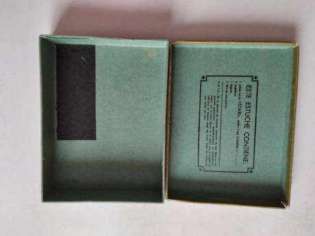 Hola , 
voy a poner varias cajas de mi coleccion a la venta 

la primera de Astra Constable , en corcho 32