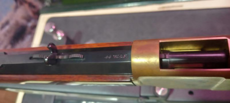 Hola a todos.
Vendo Yellowboy 44-40 de UBERTI.
Viene con una buena funda de cuero.
650€+gastos. 00