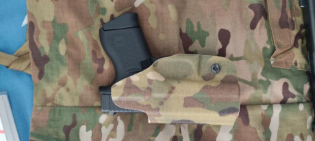Pongo en venta mi Glock 43 , la vendo por 430 euros ,. El arma está en Guadalajara y regalo funda de kydex 00