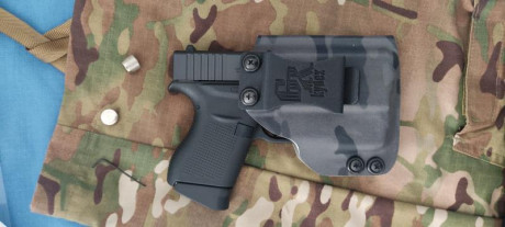 Pongo en venta mi Glock 43 , la vendo por 430 euros ,. El arma está en Guadalajara y regalo funda de kydex 12