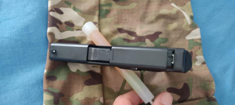 Pongo en venta mi Glock 43 , la vendo por 430 euros ,. El arma está en Guadalajara y regalo funda de kydex 10