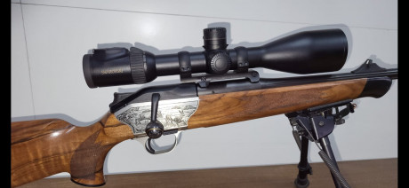 Se vemde R8 luxus 
Calibre 7mm Rm
Cañon acanalado
Maderas grado 5
696927927 nico
4500 e 01