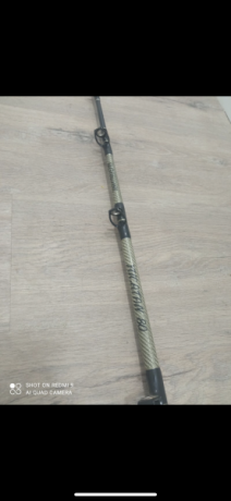 Varios equipos de pesca para brumeo currican pesca al vivo…  con cañas los penn tienen algunos frenos 00