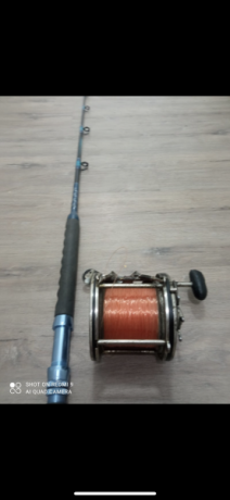 Varios equipos de pesca para brumeo currican pesca al vivo…  con cañas los penn tienen algunos frenos 31