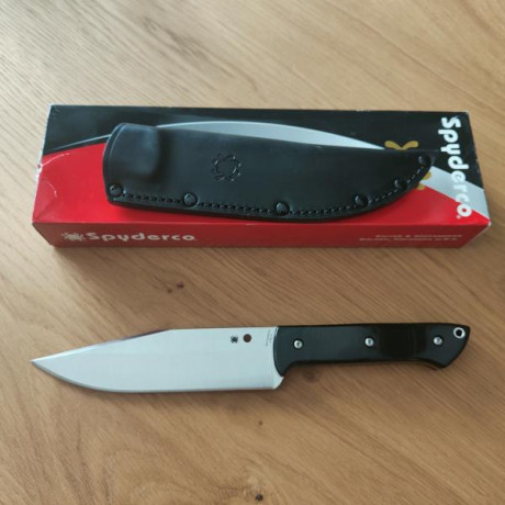 Cuchillo spyderco province acero cpm 4v.
Nuevo con filo de fábrica y caja.
Filo 17 cm.
230€ enviado península, 00
