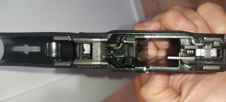 Pongo en venta mi Glock 43 , la vendo por 430 euros ,. El arma está en Guadalajara y regalo funda de kydex 111