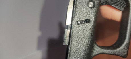 Pongo en venta mi Glock 43 , la vendo por 430 euros ,. El arma está en Guadalajara y regalo funda de kydex 122