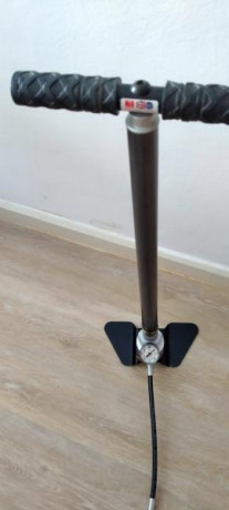 VENDIDA SE PUEDE RETIRAR Se vende bomba Hill MKII por   65€  , prácticamente nueva, muy poco uso, interesados 00