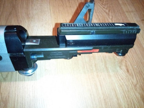 Vendo estas piezas de anschutz 2002.
Comprime y no pierde ni gota aire, pero como no tengo el disparador 01