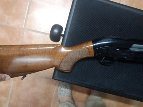 Se vende escopeta semiautomática beretta 303 con sus 5 boquillas intercambiables, llave, funda...

cañón 02