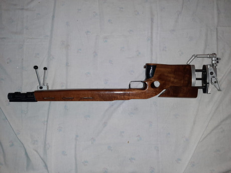 Hola a todos, por fallecimiento de un compañero pongo a la venta esta maravilla de carabina, cañon match 22