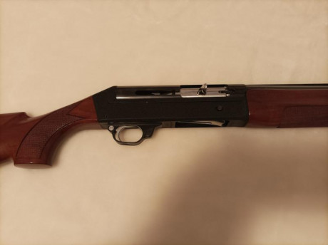 Vendo la benelli SL 121 por no encontrar cañon de bala y en armeria me piden 600€ casi nada.Su precio400€ 12