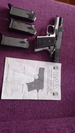 Un amigo vende está magnífica pistola,trae hasta las instrucciones originales , el precio son 250 euros 02