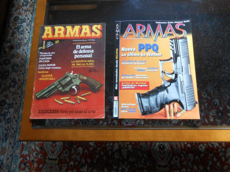 saludos:  pongo a la venta la coleccion completa de revis armas y coleccion de cuchillos y navajas mas 00