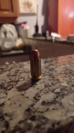 Un amigo vende está magnífica pistola,trae hasta las instrucciones originales , el precio son 250 euros 22