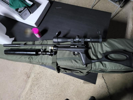 Carabina Zasdar 5,5 de co2 con botellas de 12g covertible a pistola. Está pcpeada con botella y valvula 00