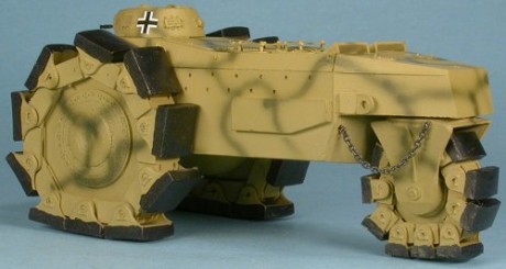 Abro este hilo ya que no puedo trasladar el de maquetas en conversación general, y porque pretendía dar 71
